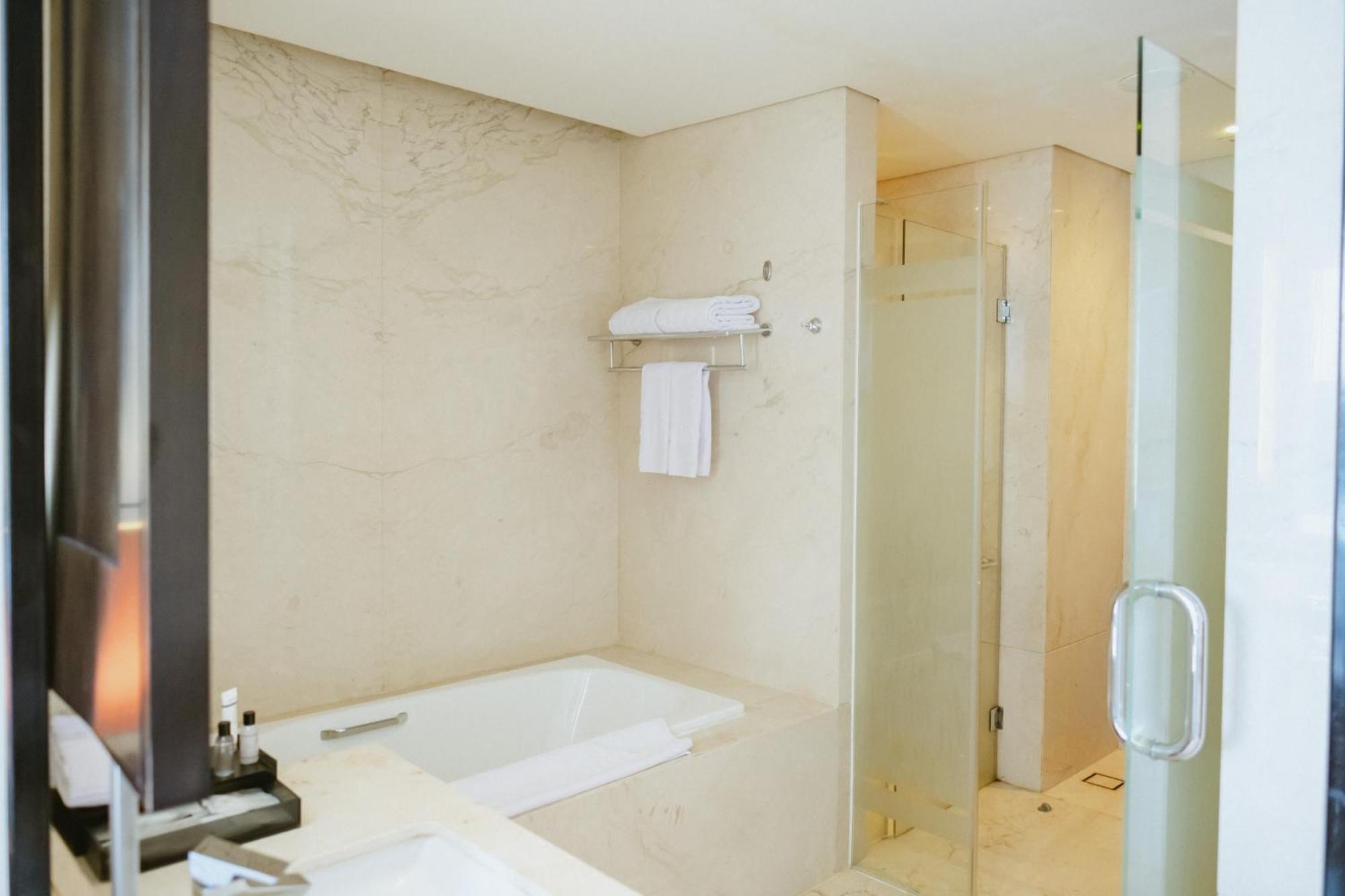 Po Hotel Σεμαράνγκ Εξωτερικό φωτογραφία