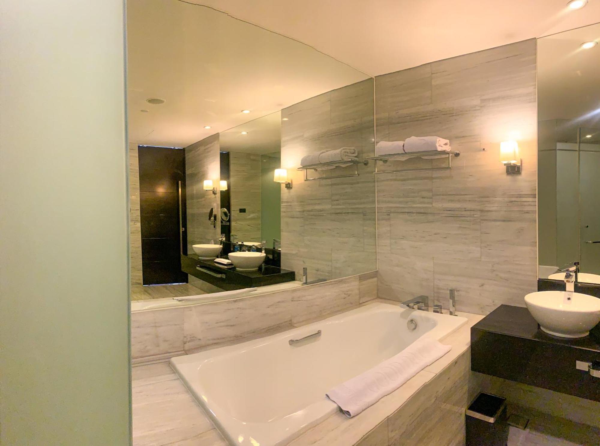 Po Hotel Σεμαράνγκ Εξωτερικό φωτογραφία