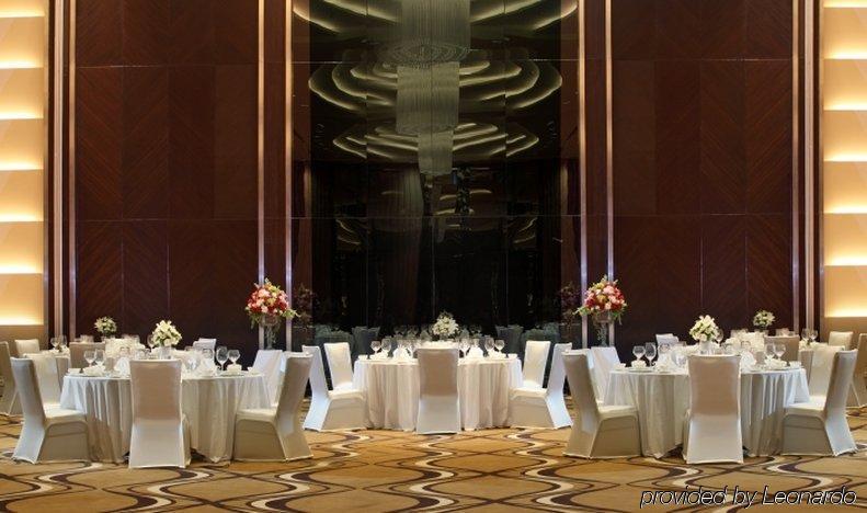 Po Hotel Σεμαράνγκ Εστιατόριο φωτογραφία